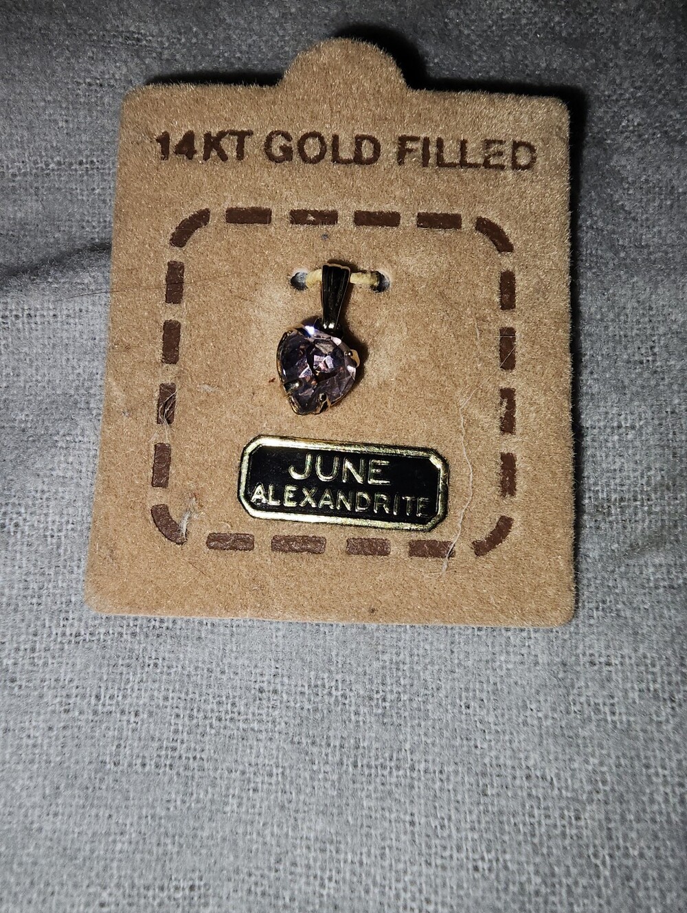 Vintage Heart Pendant - 14KT Gold Filled